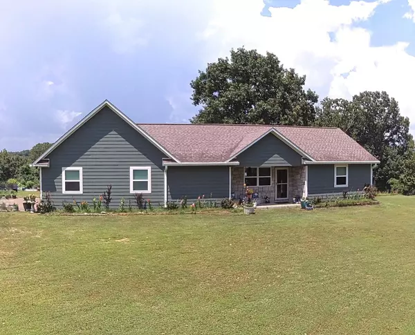 785 Barren Fork Road, Mount Pleasant, AR 72561