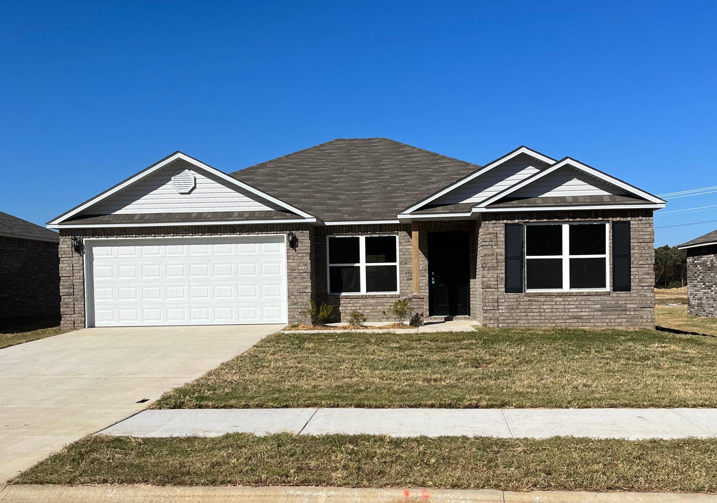 Conway, AR 72032