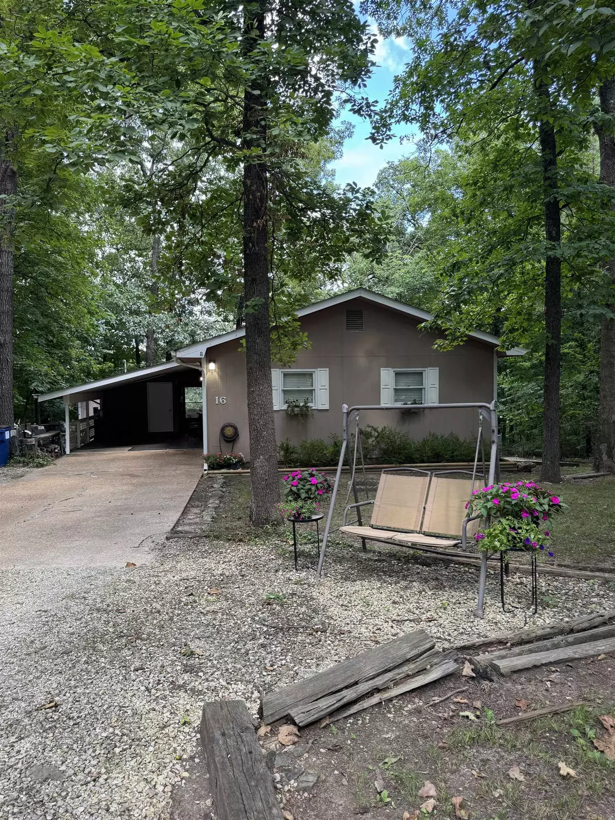 Cherokee Village, AR 72529,16 War Eagle Drive