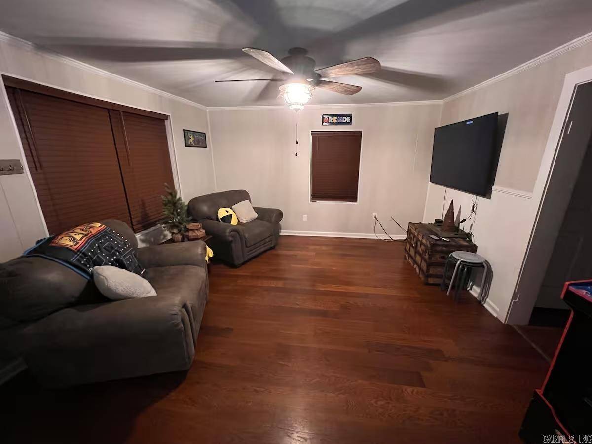Conway, AR 72034,101 Lakeview Circle