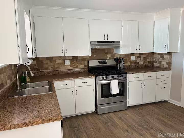 Conway, AR 72034,101 Lakeview Circle
