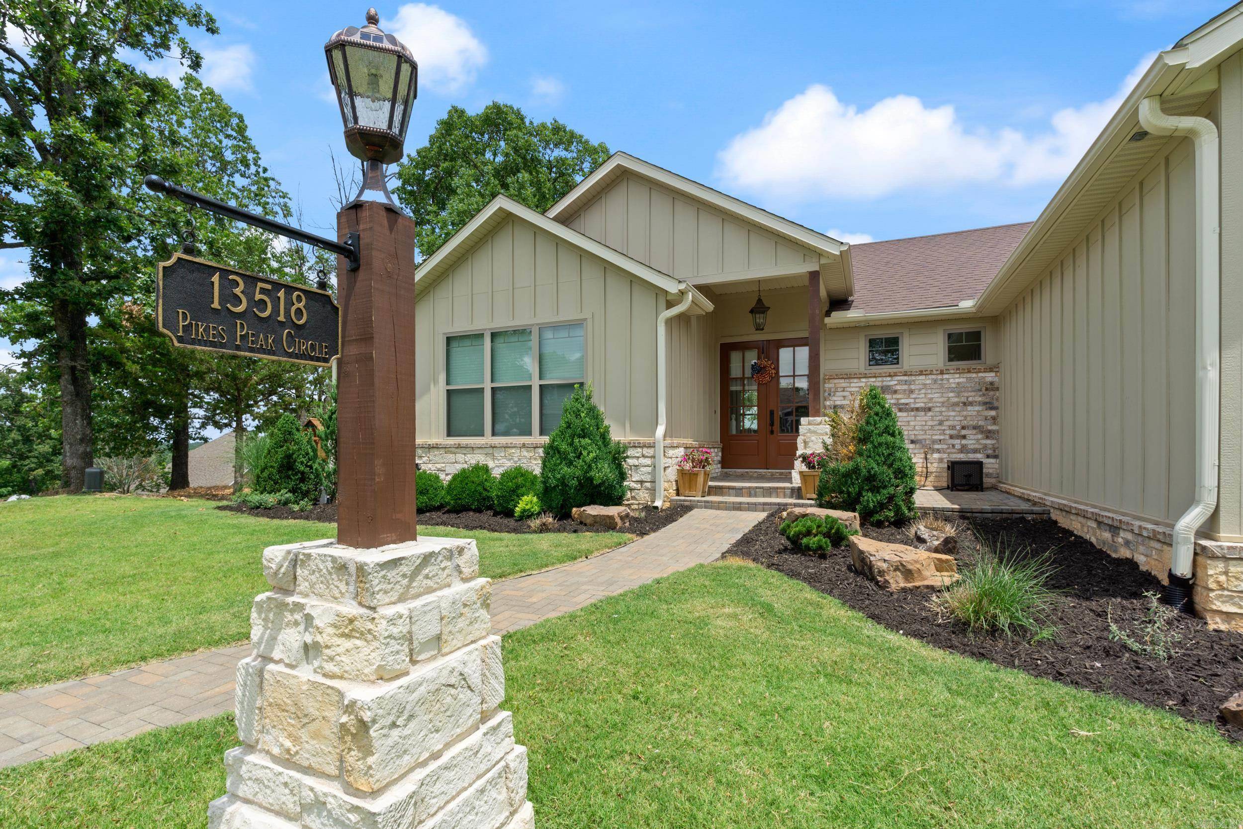 Rogers, AR 72756,13518 Pikes Peak Place