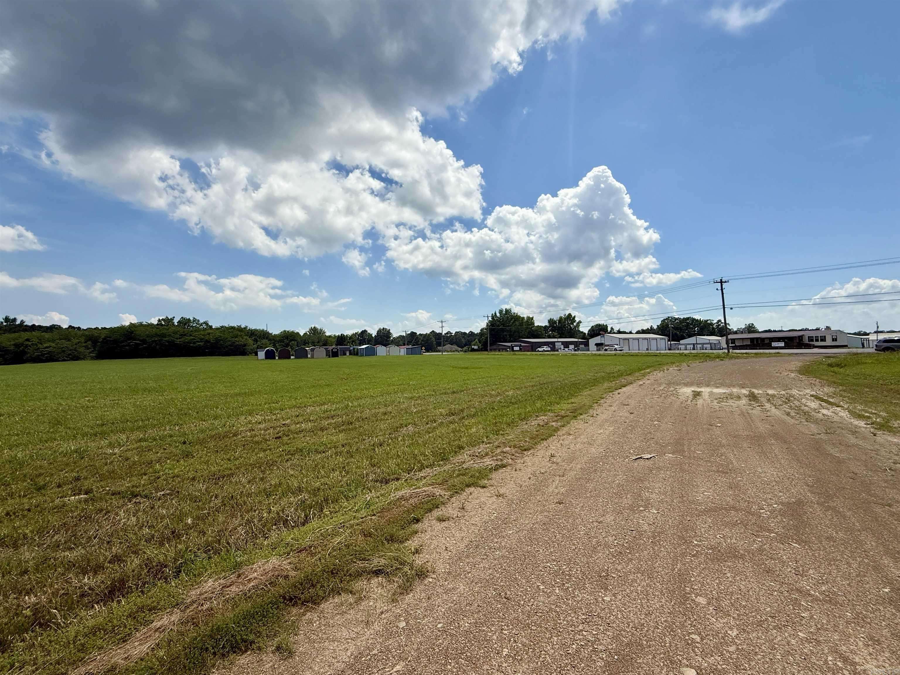 Greenbrier, AR 72058,592 N HWY 65