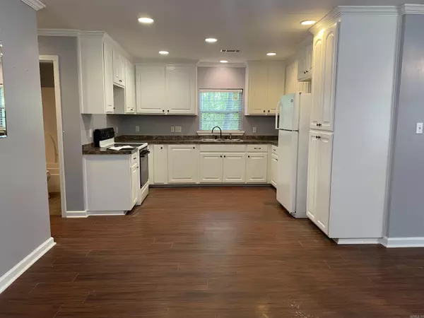 White Hall, AR 71602,10417 Dollarway Road