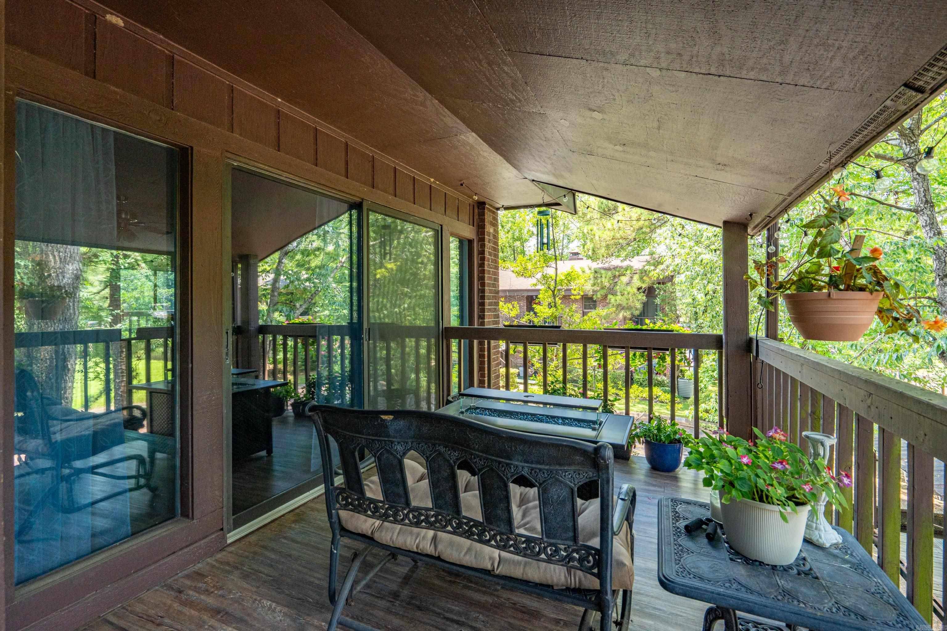 Hot Springs, AR 71913,2315 Lakeshore DriveG4