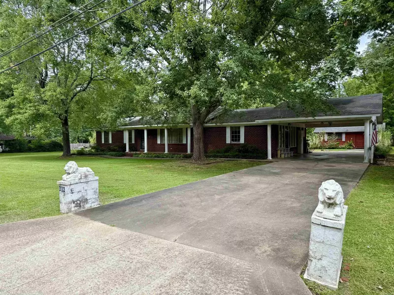 804 Searcy Street, Pangburn, AR 72121