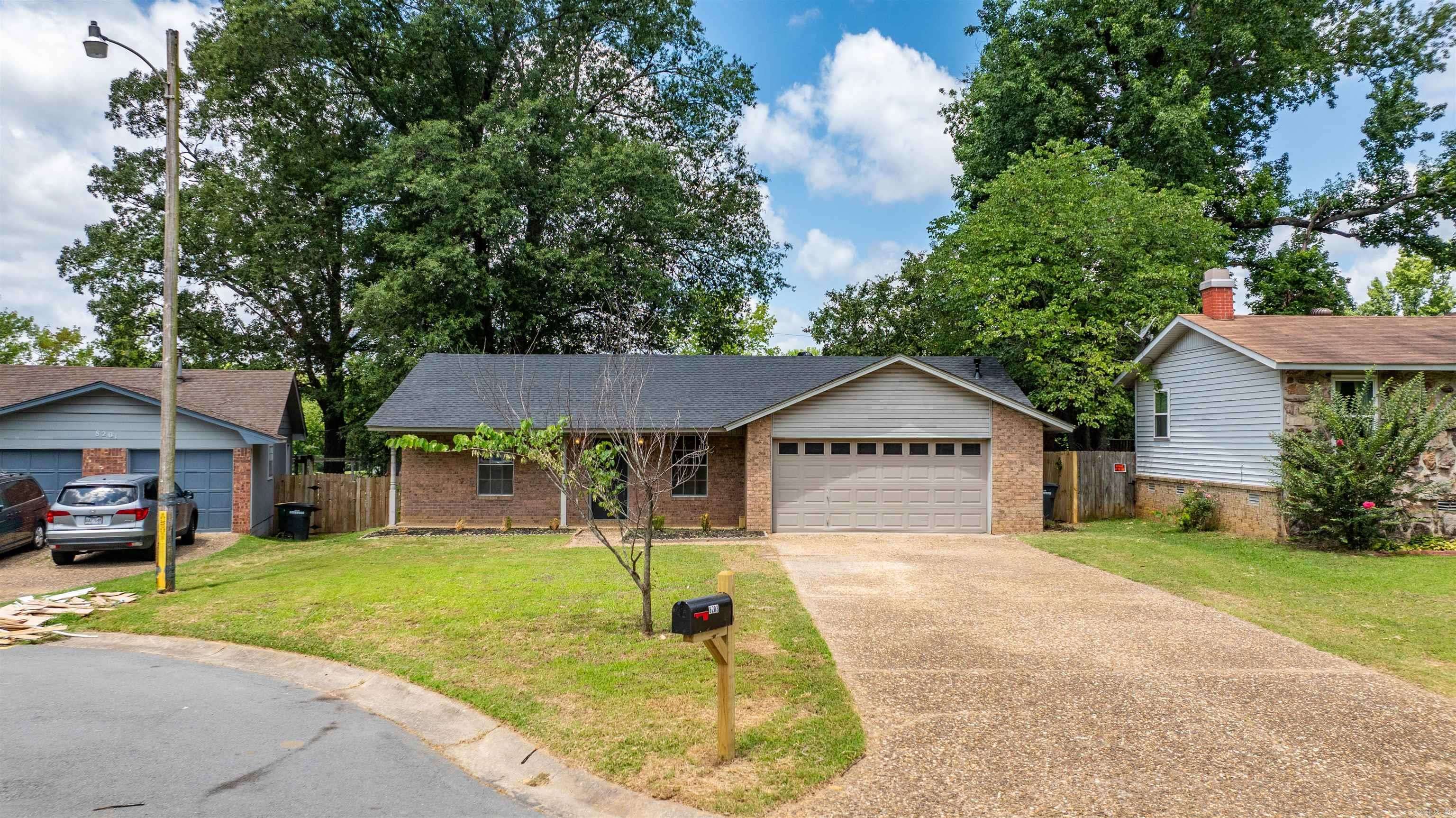 8203 Woodview Drive, Sherwood, AR 72120