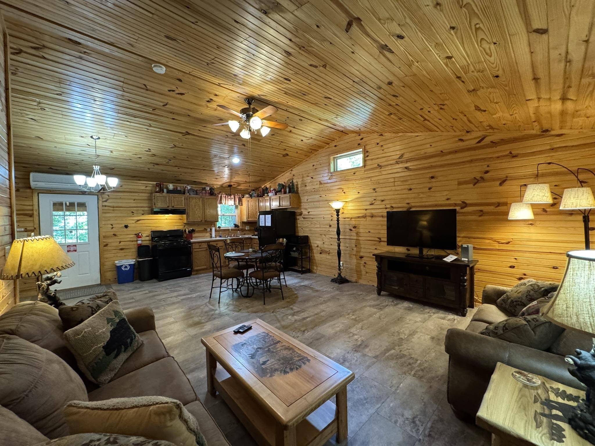 991 Fry Road, Harriet, AR 72639
