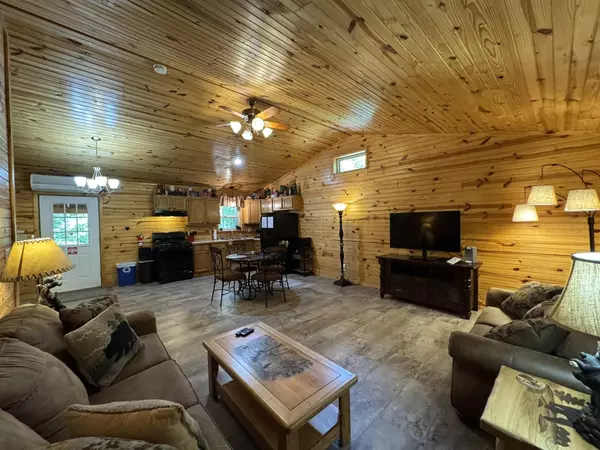 991 Fry Road, Harriet, AR 72639