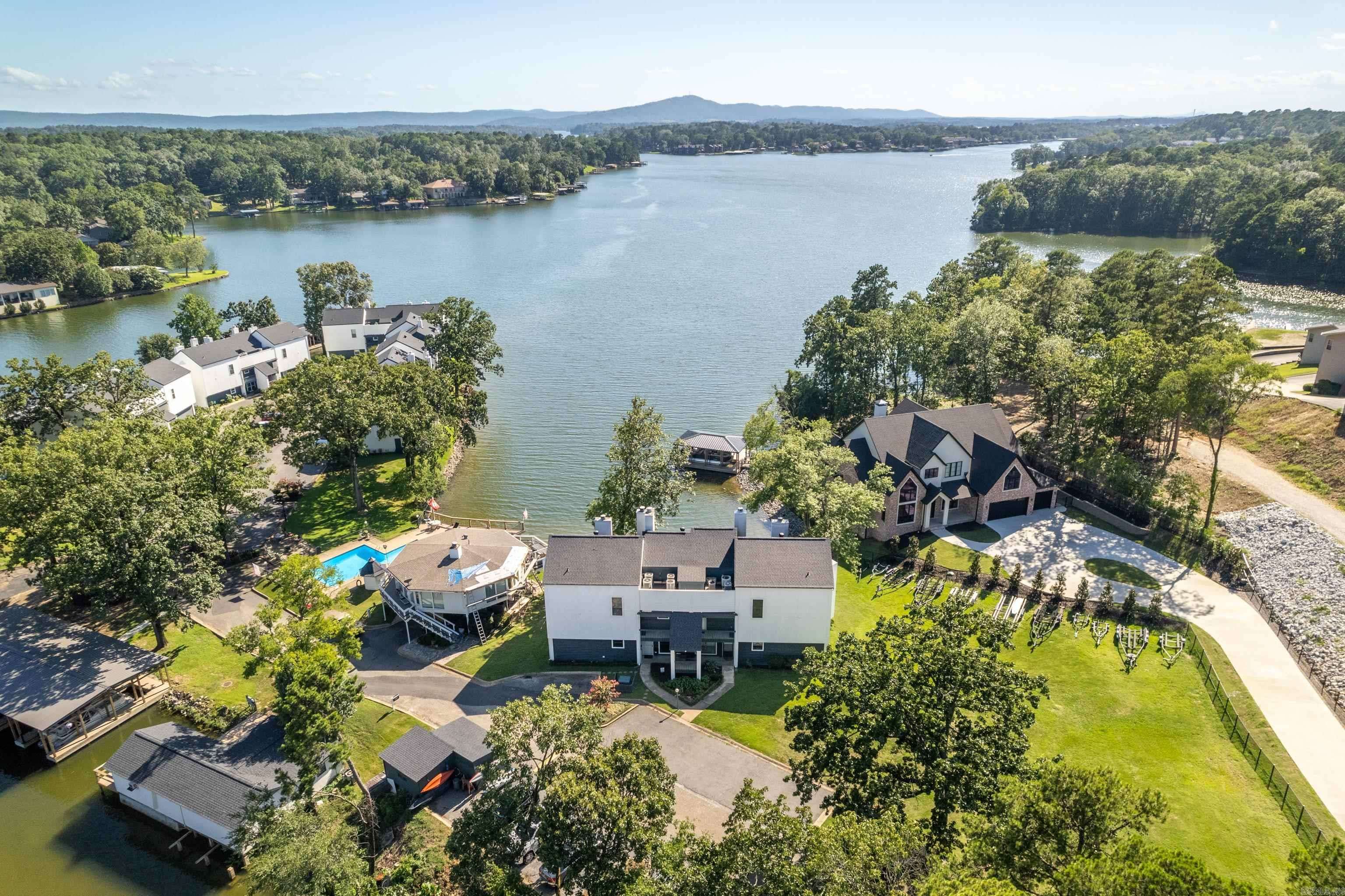 700 Grand Point Drive, Hot Springs, AR 71901
