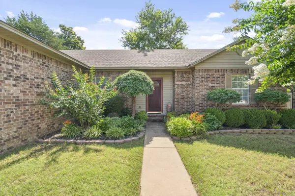 Searcy, AR 72143,92 Lelia Ln.