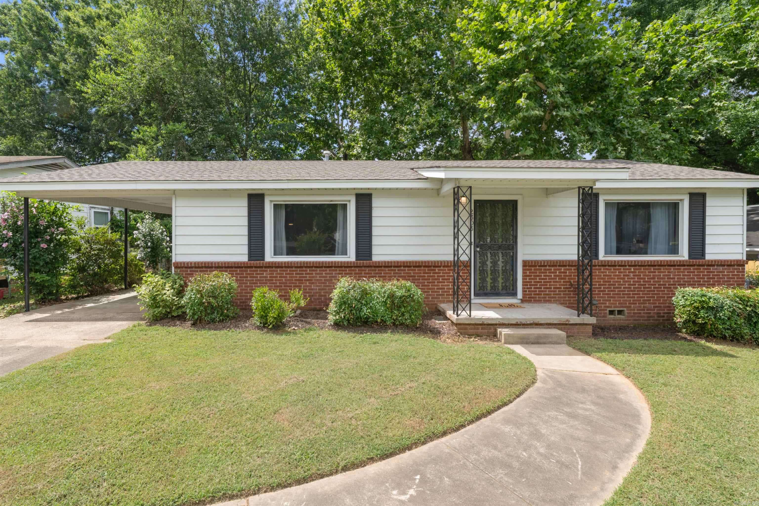 2303 S Berkley, North Little Rock, AR 72118