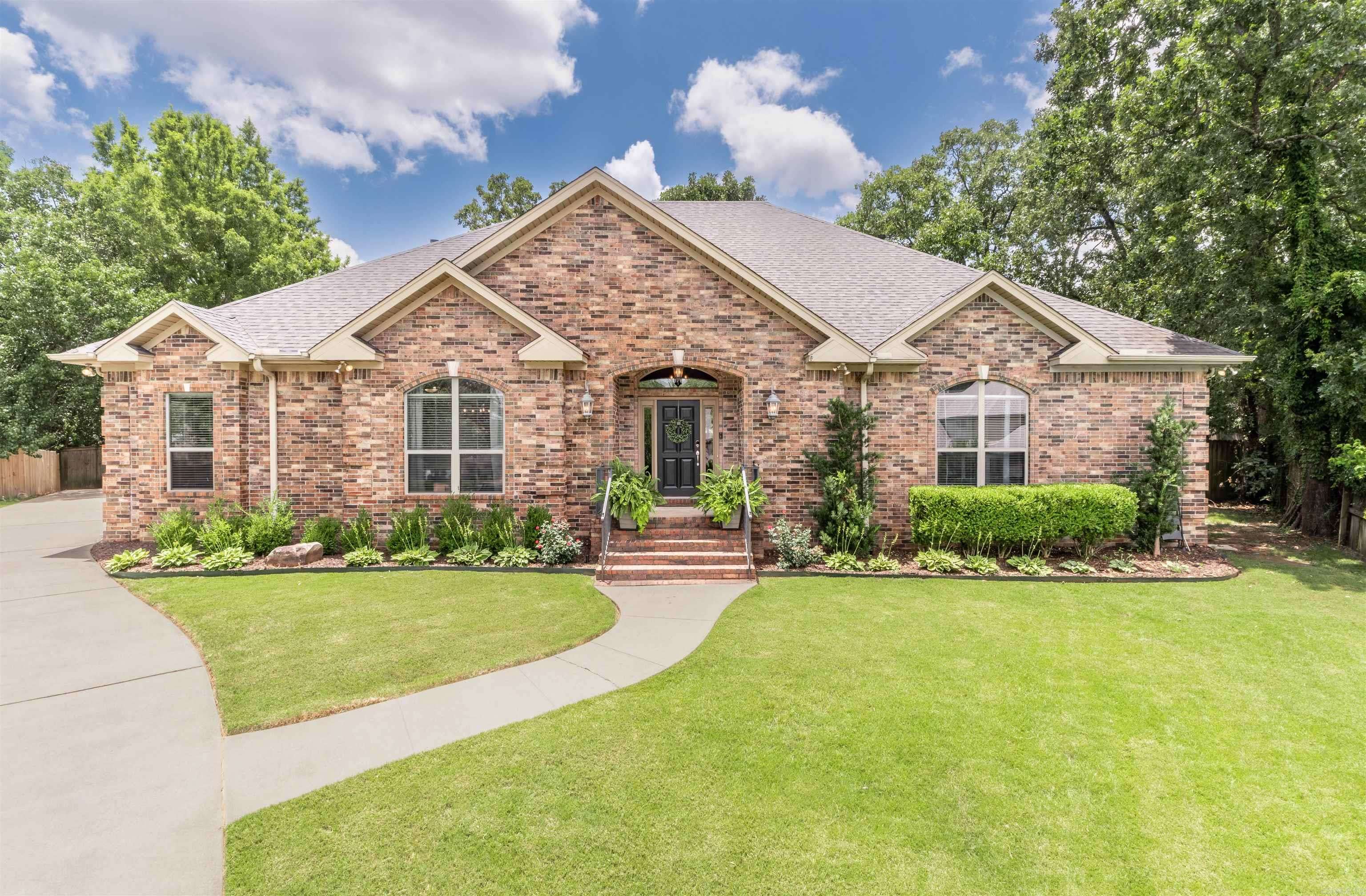 25 Southshore Cove, Maumelle, AR 72113