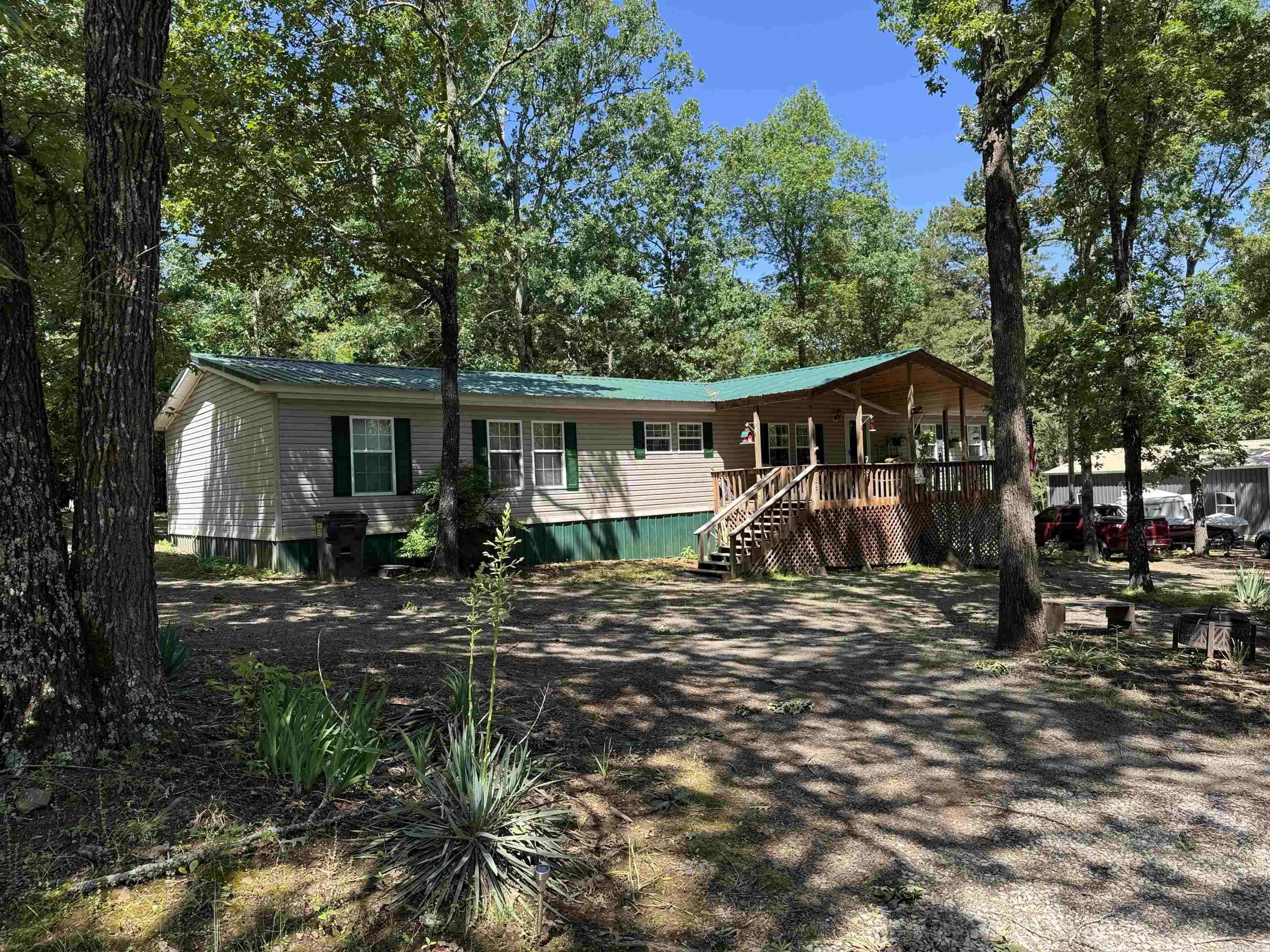 39 Lakeview Drive, Greers Ferry, AR 72067