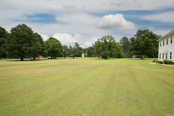 Cabot, AR 72023,9 Williamsburg Drive