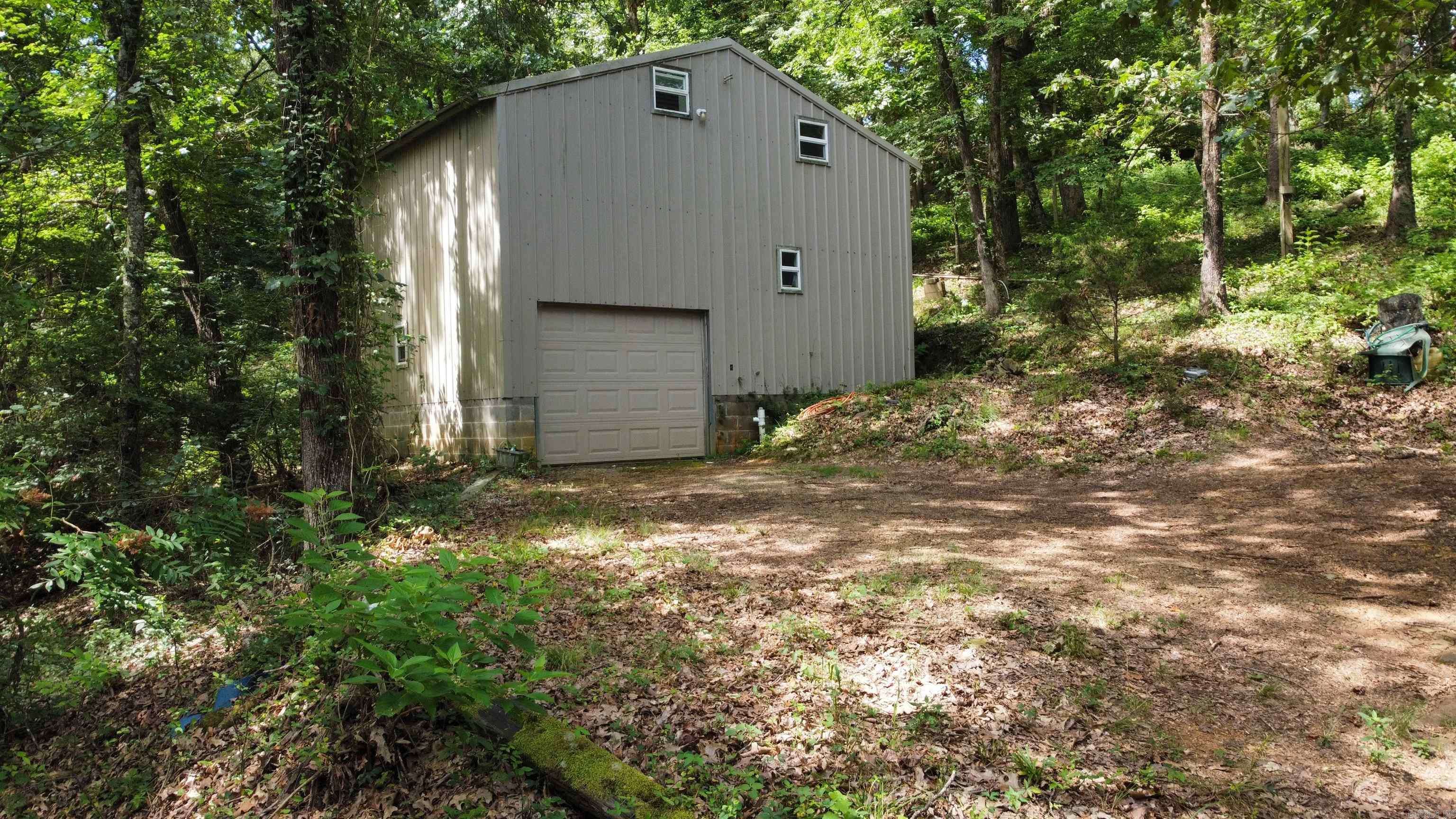 Clarksville, AR 72830,299 County Road 3587 Road