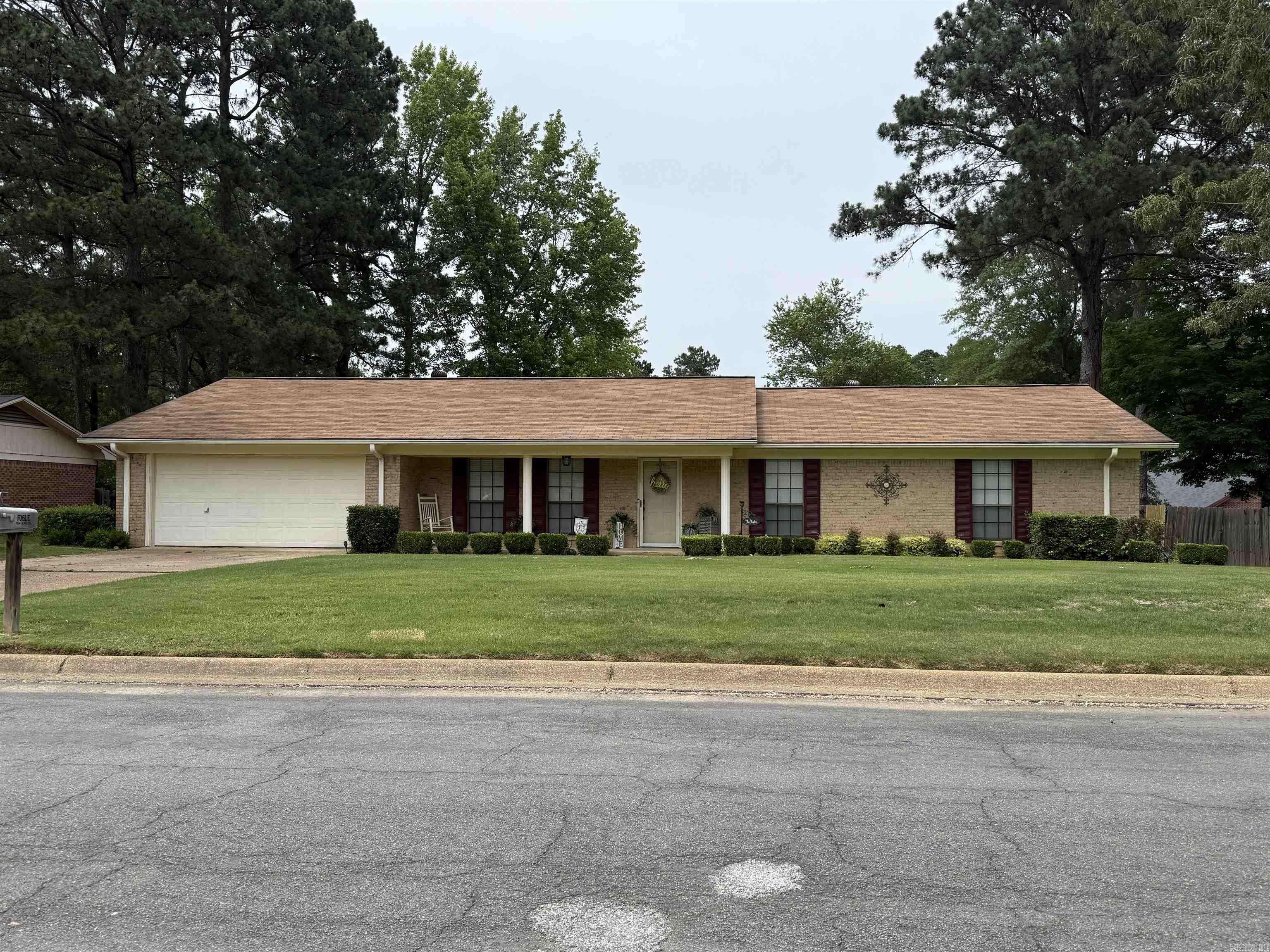 1354 Camellia Drive, Camden, AR 71701