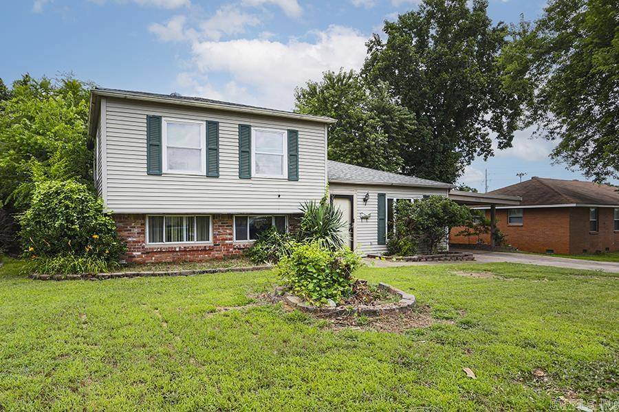 Little Rock, AR 72205,8806 Mayflower Road
