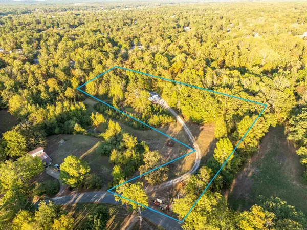 Mount Ida, AR 71957,326 South Drive