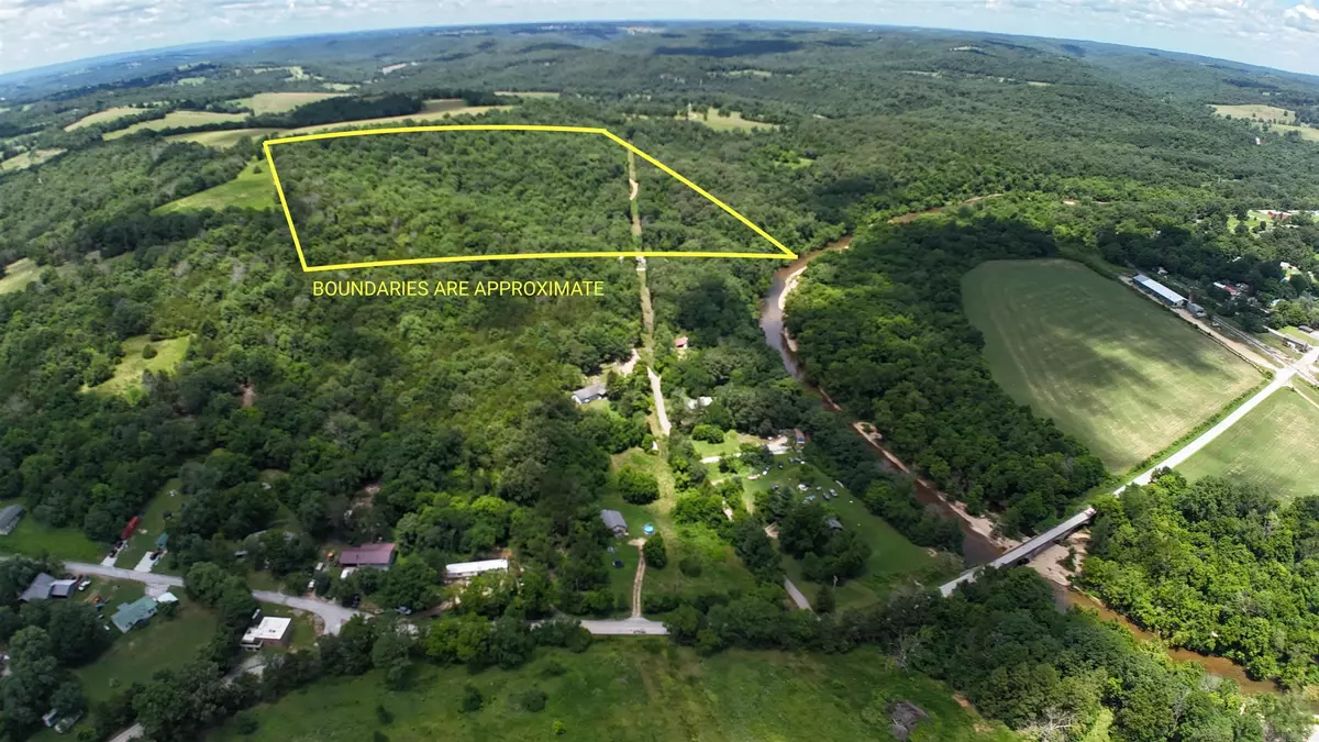 Pyatt, AR 72672,780-01045-000 Saint Clair Trail