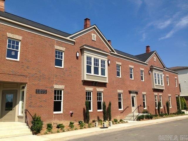 1875 McKennon Street10, Conway, AR 72032