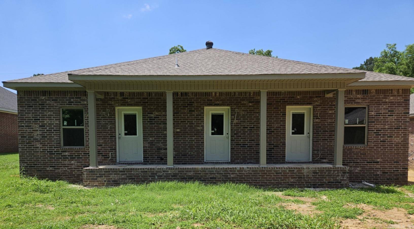 Searcy, AR 72143,508 and 510 N Oak St975.00