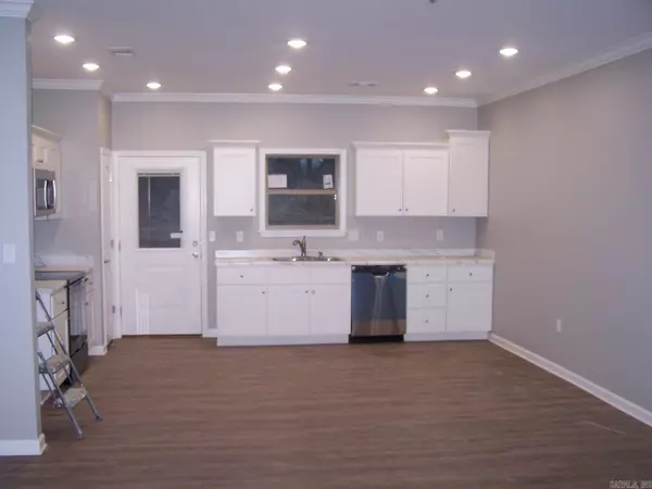 Searcy, AR 72143,1706 Waycross