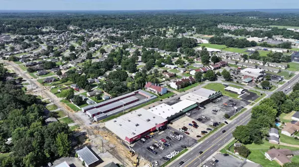 Searcy, AR 72143,2301 Beebe Capps Expressway