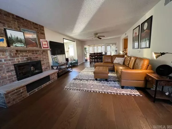 Hot Springs Village, AR 71909,2 Nacozari Lane