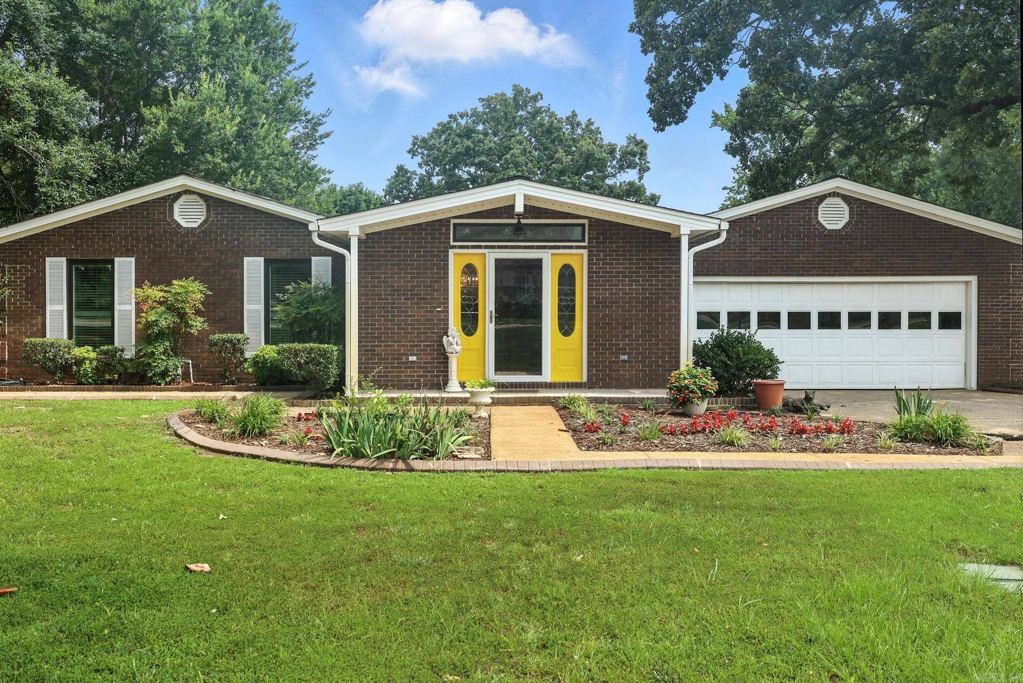 15808 Taylor Loop, Little Rock, AR 72223