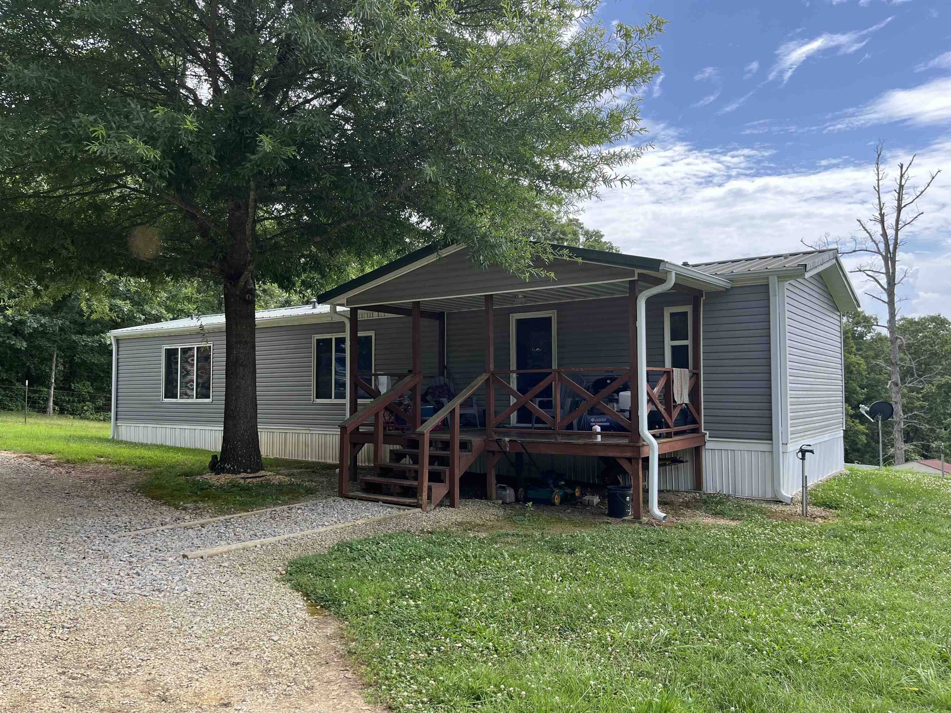 385 Walnut Grove Circle, Mammoth Spring, AR 72554
