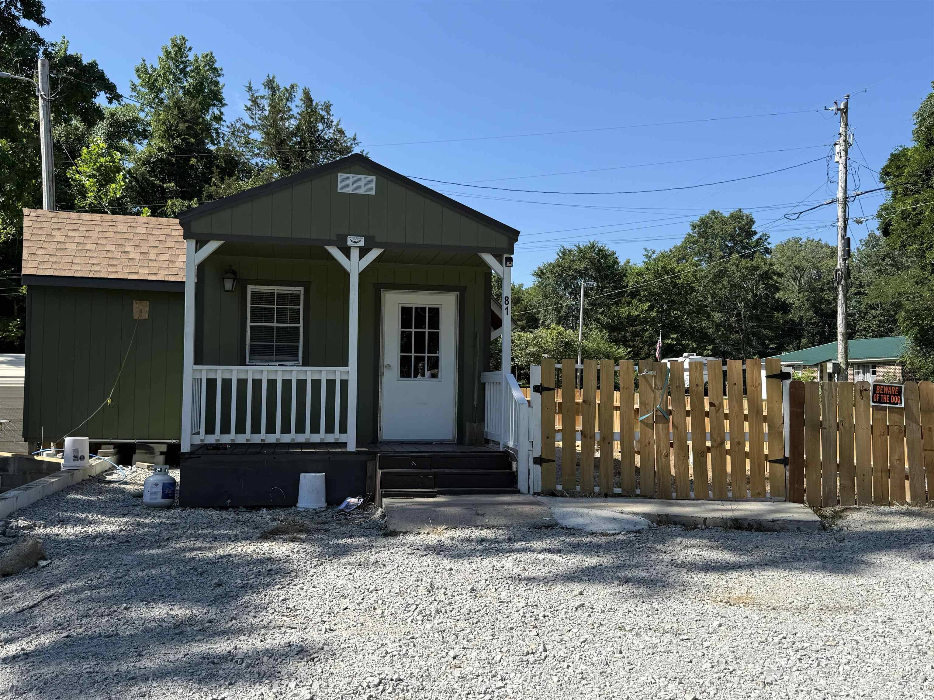 Powhatan, AR 72458,81 Lawrence 245