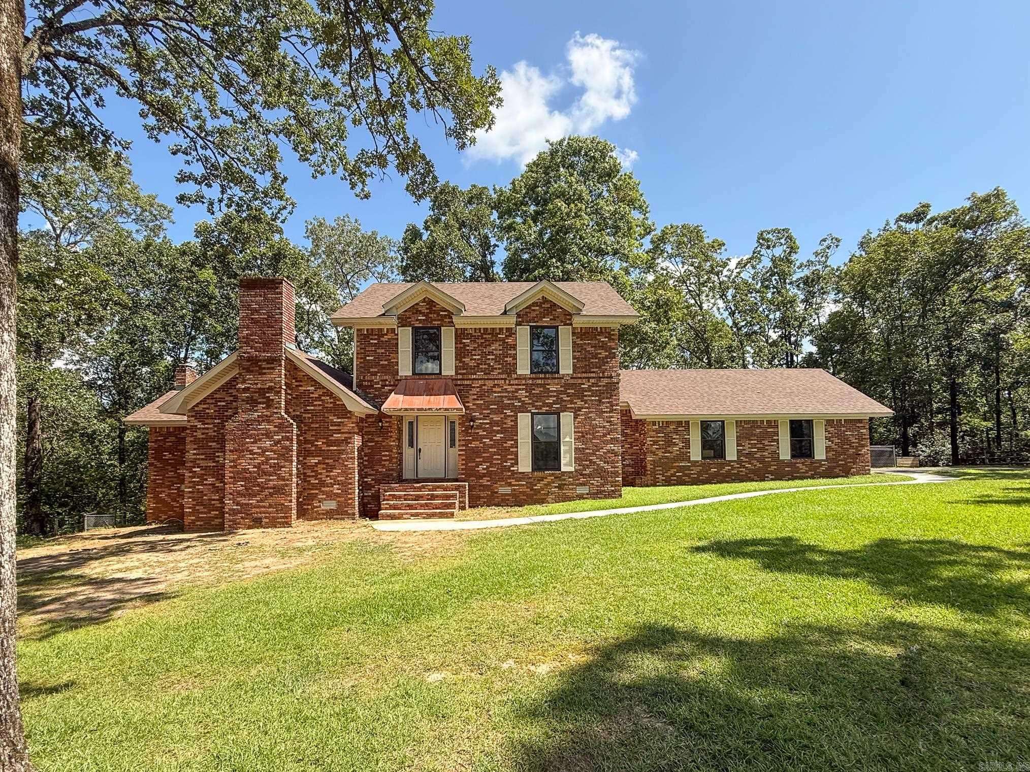 1718 W Cleland Road, Cabot, AR 72023