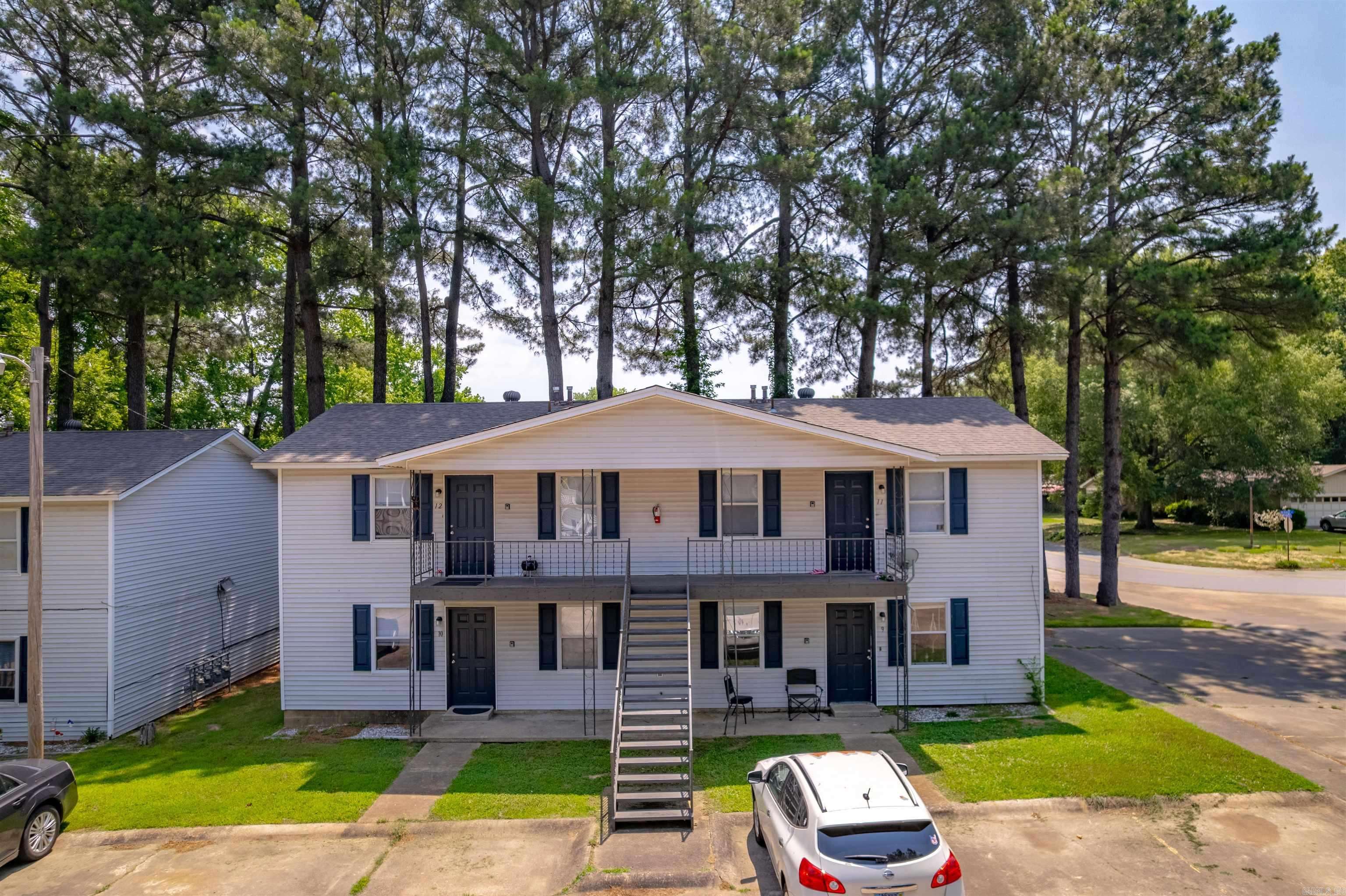 Searcy, AR 72143