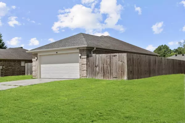 Conway, AR 72032,545 Jasper Street