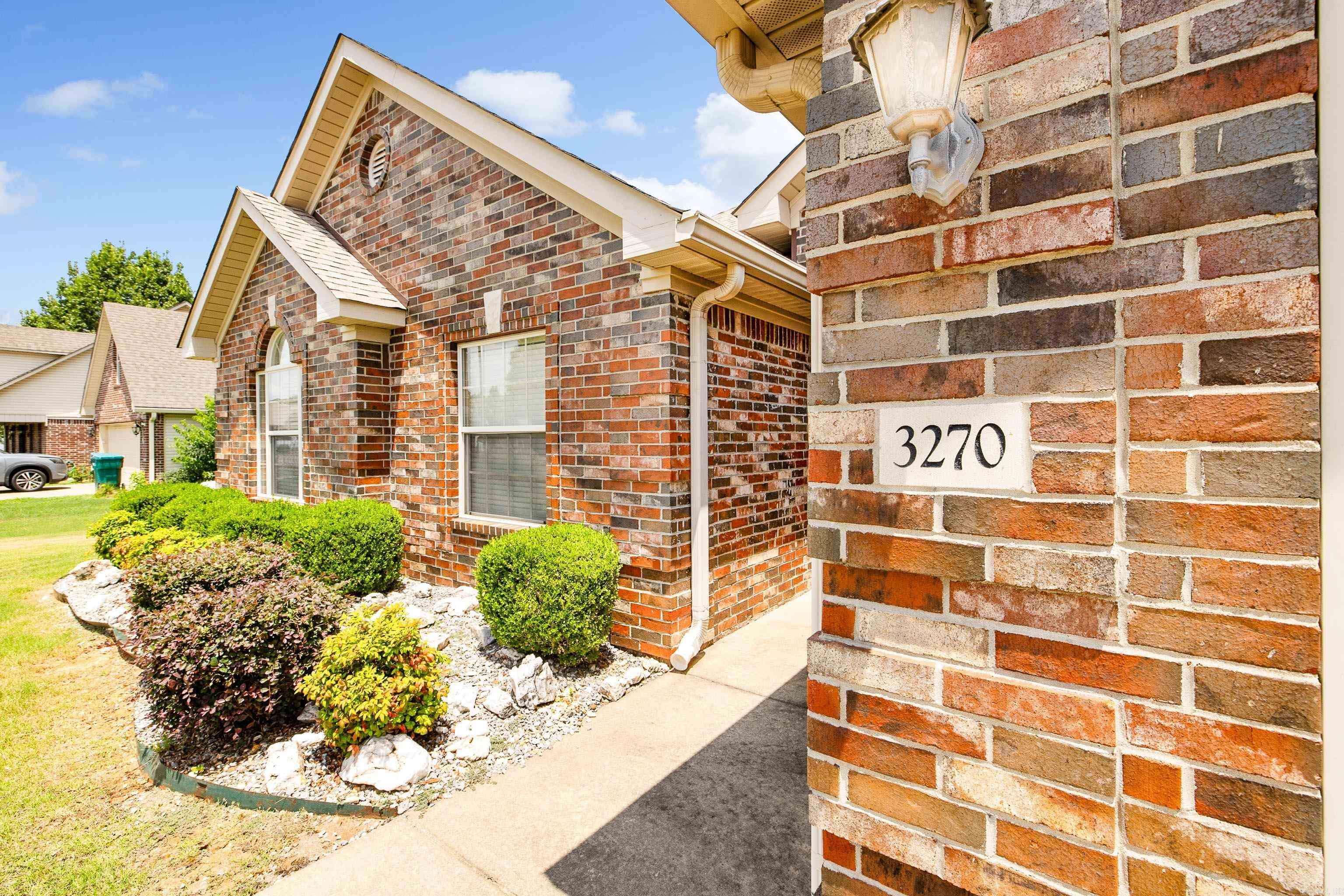 Benton, AR 72015,3270 Clover Hill Lane