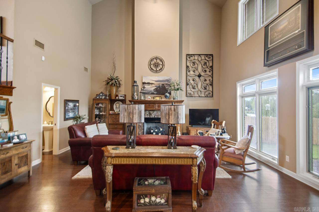 Jacksonville, AR 72076,917 Elkhorn Ct