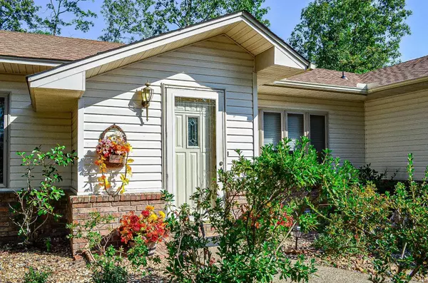 Hot Springs Village, AR 71909,5 Paterna Lane
