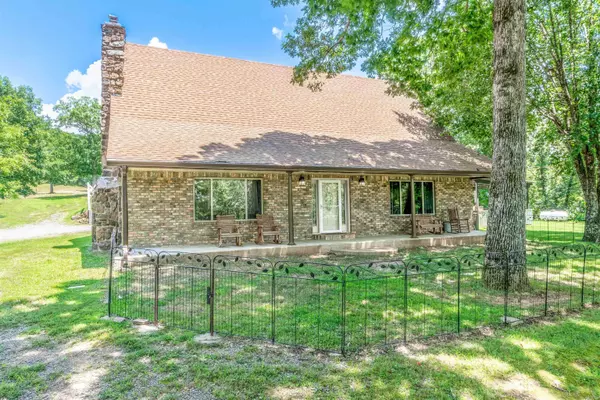 3463 Burnt Ridge Road, Shirley, AR 72153