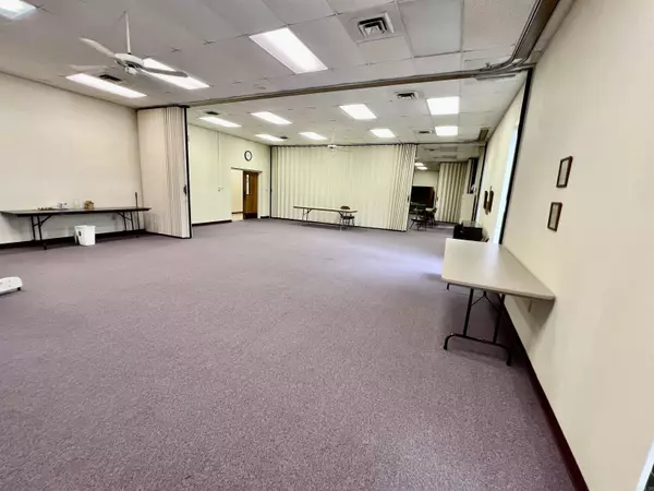 Horseshoe Bend, AR 72512,600 W CHURCH Street