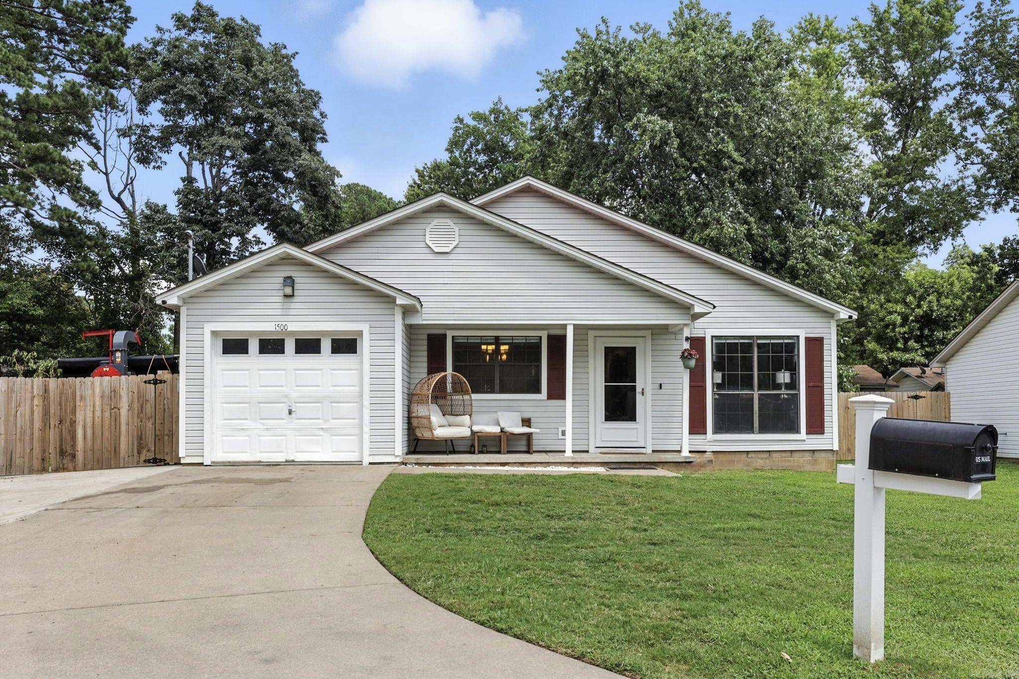 1500 Noah Court, Jacksonville, AR 72076