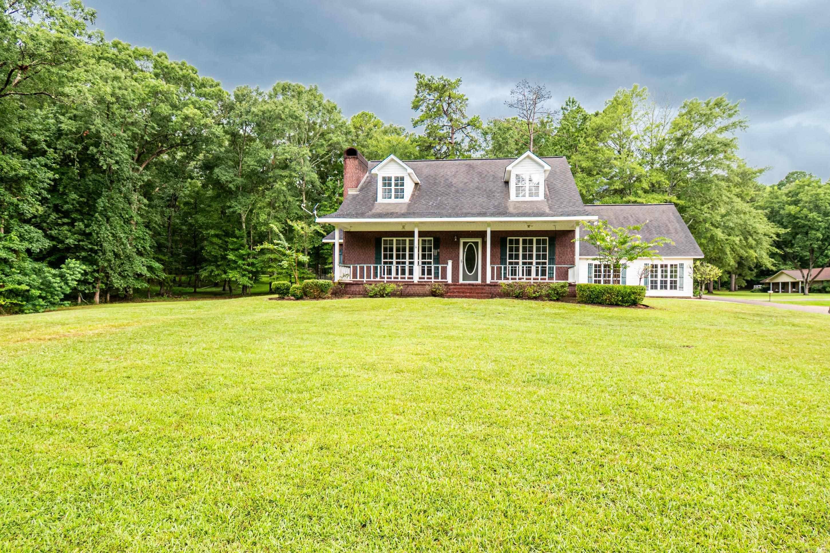 114 Colony East Dr, El Dorado, AR 71730