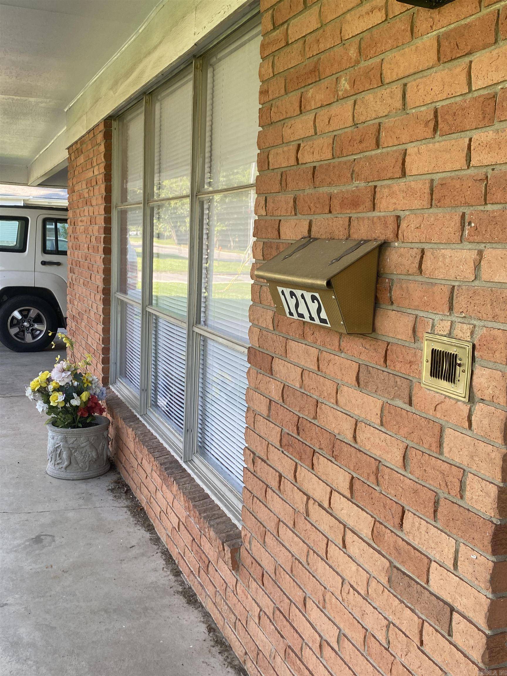 Conway, AR 72034