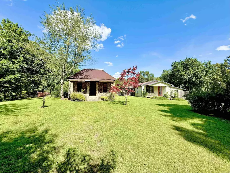 2598 Highway 56, Calico Rock, AR 72519