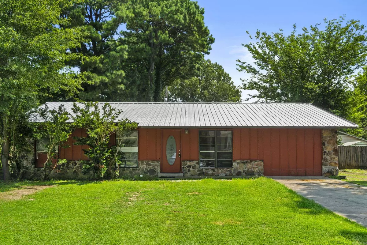 Jacksonville, AR 72076,32 Ross Circle