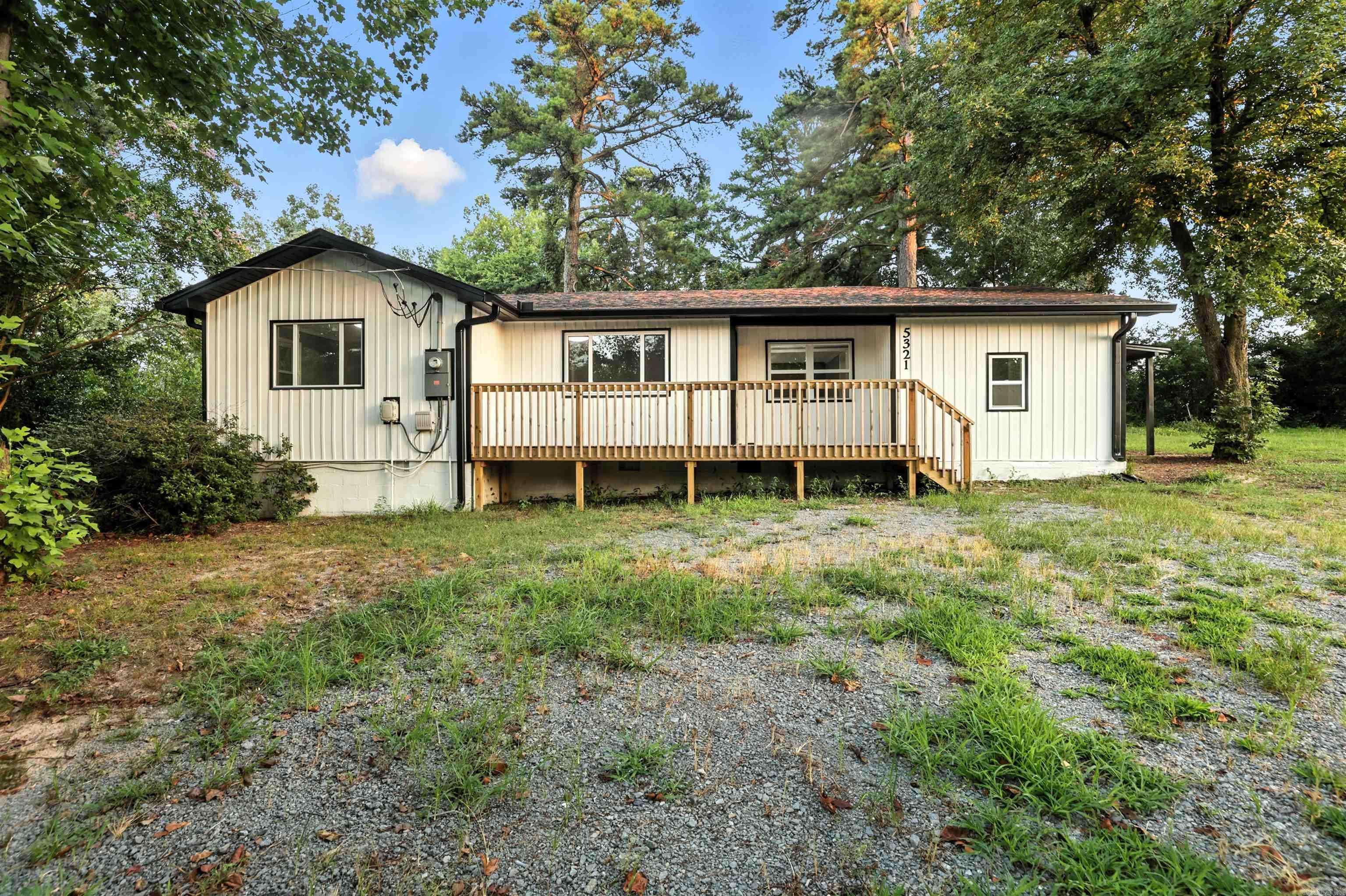 5321 High St., Bauxite, AR 72011