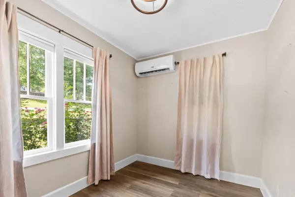 Norfork, AR 72658,Address not disclosed