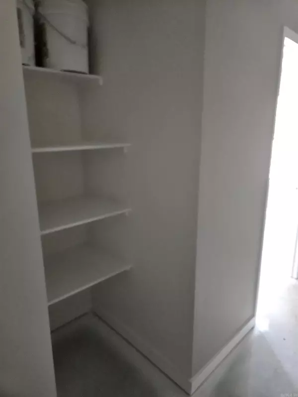 Beebe, AR 72012,924 S Fir Street