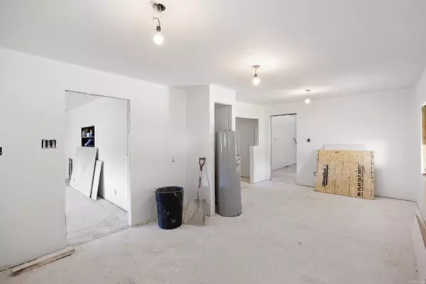 Dover, AR 72837,128 Collins Farm Road