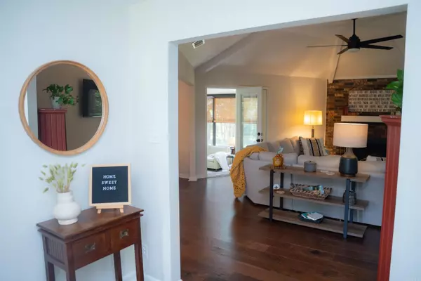 Searcy, AR 72143,1 Summitt Circle